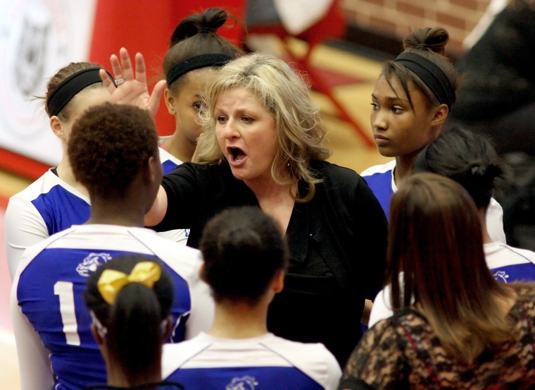 Cove Swept by Flower Mound in Area Round